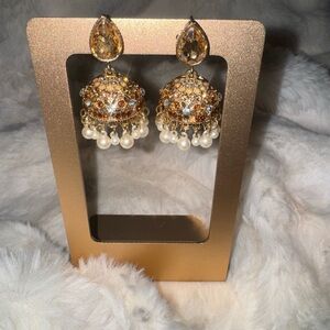 Elegant Gold and Pearl Drop Earrings Indian Pakistani